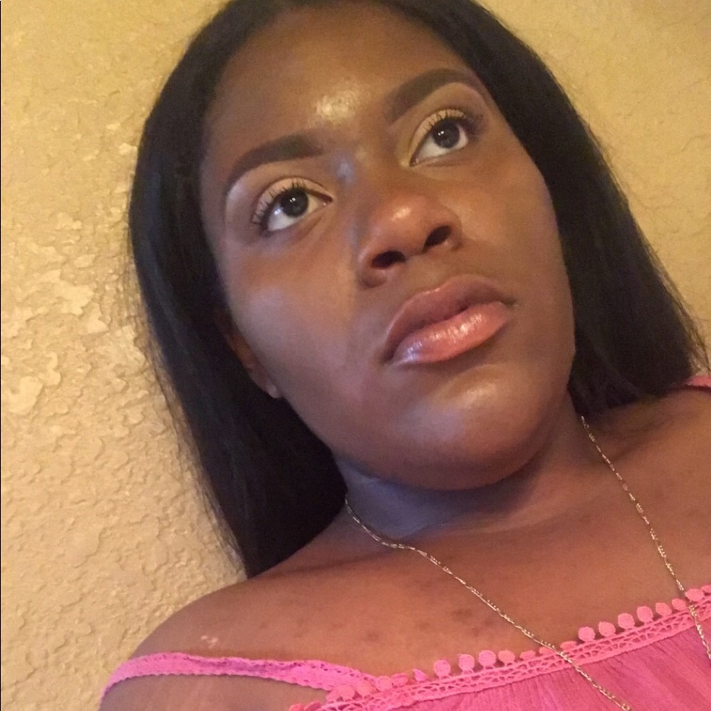 Meet your Posher, Tayanna